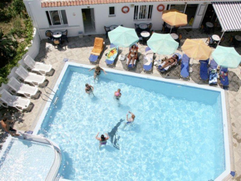 International Hotel コス・タウン エクステリア 写真
